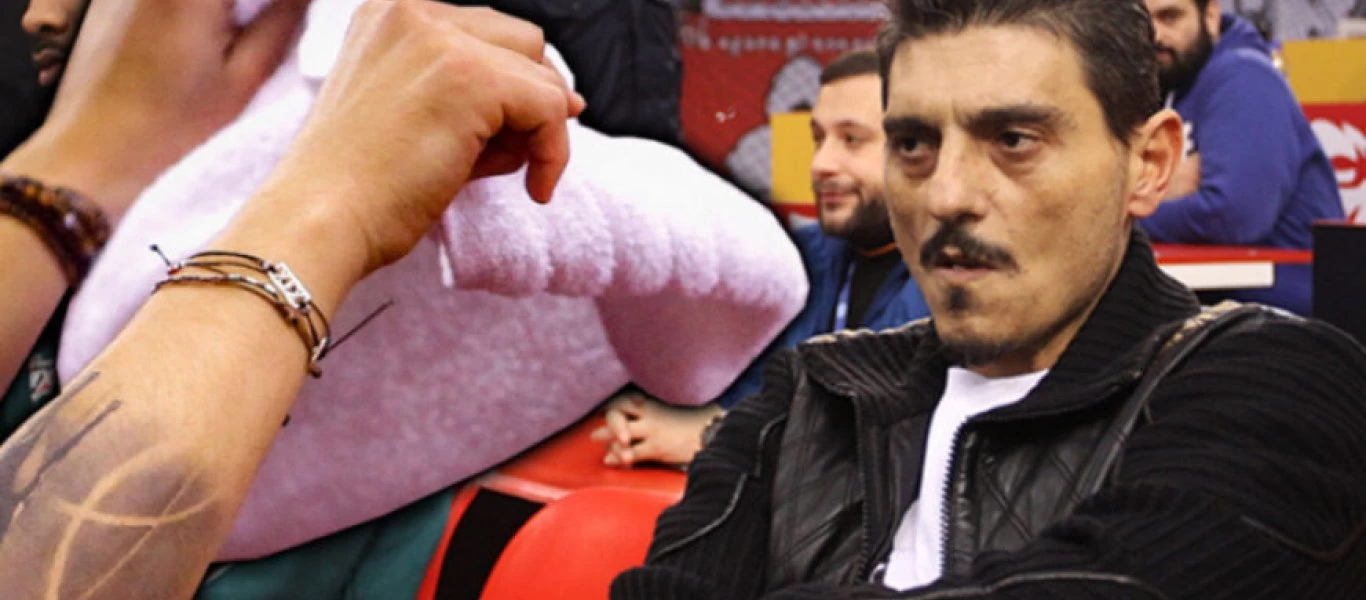 Ολυμπιακός: Η σπόντα του στον Δημήτρη Γιαννακόπουλο και η λευκή πετσέτα (φωτό)